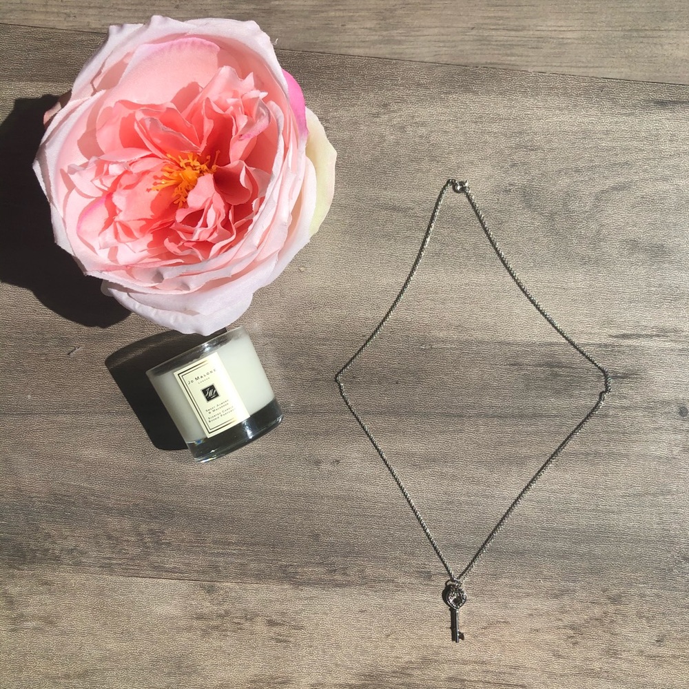 .925 Silver Key Turn Lock Necklace